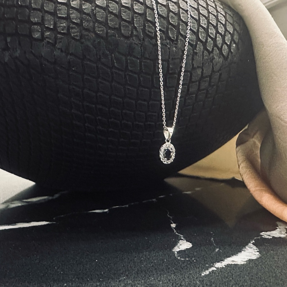 Elegant Sterling Silver Chain with Sapphire Pendant Necklace